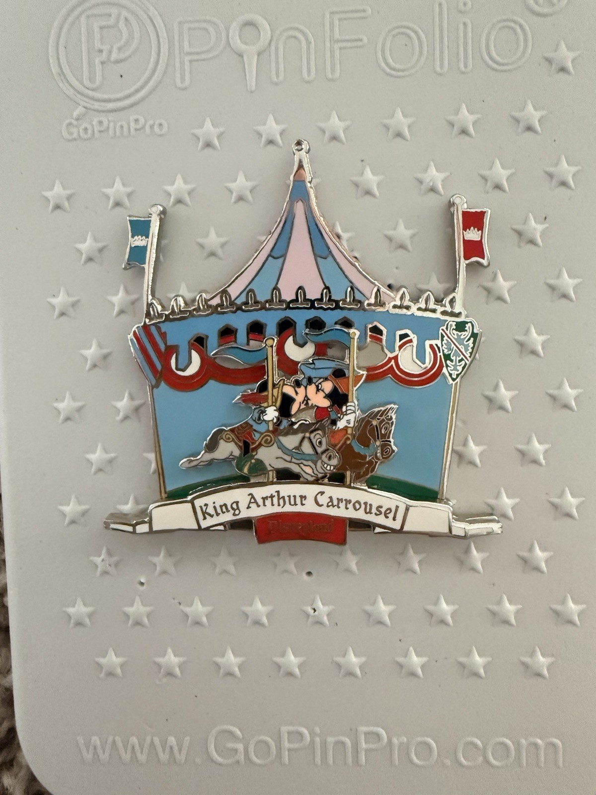 Disney DISNEYLAND KING AUTHUR CARROUSEL CAROUSEL MICKEY AND MINNIE Pin