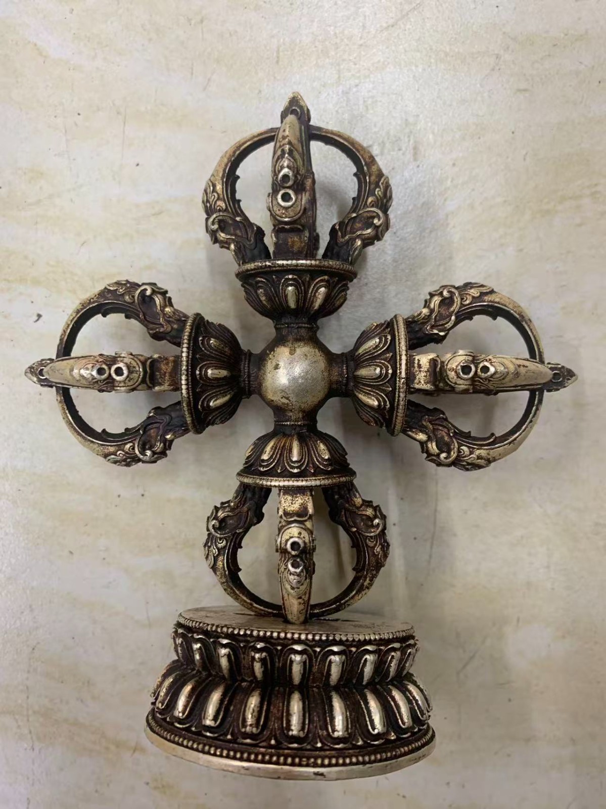 Large Wonderful Tibetan Buddhism Silver Hand Made *4Pointed Vajra* W/Set Statue Large Wonderful Tibetan Buddhism Silver Hand Made *4Pointed Vajra* W/Set Statue