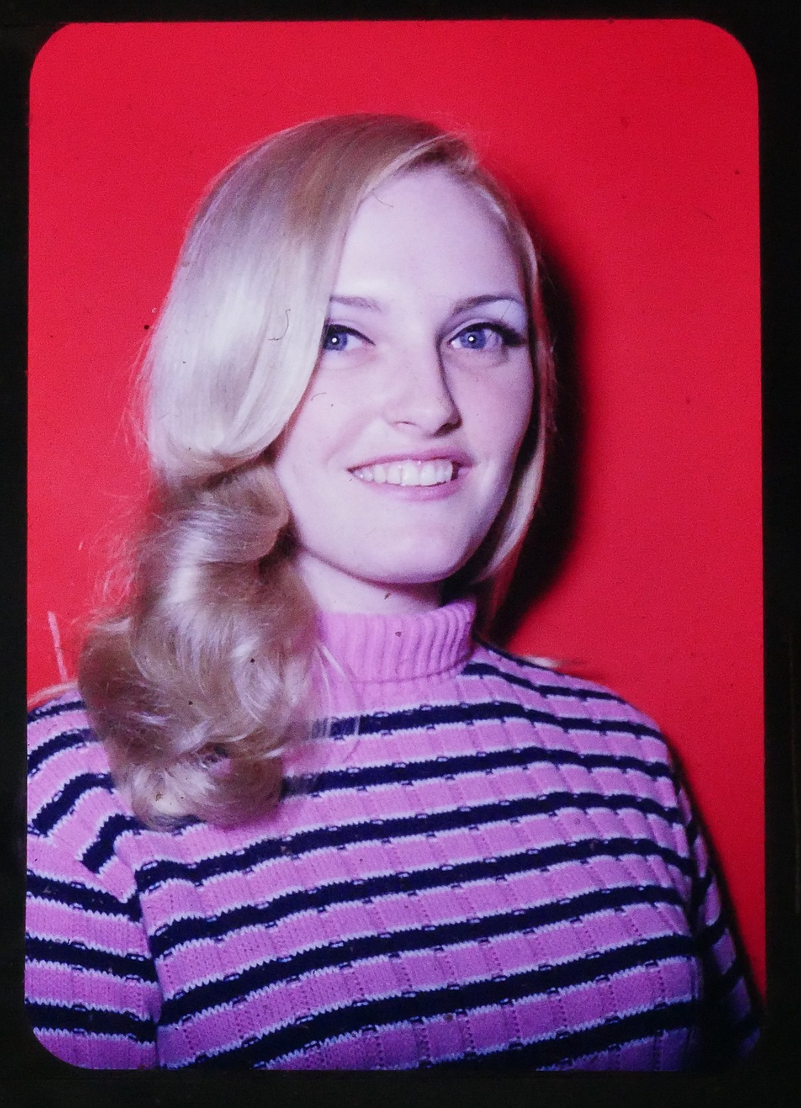 3D Portrait of an attractive Blond lady Breathless- Stereo realist Slide #2540