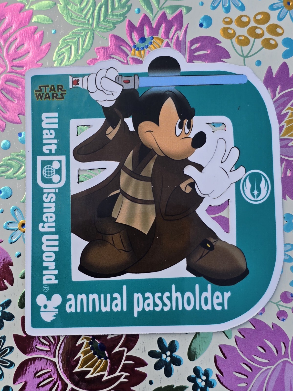Disney passholder Magnet 2024 Mickey Starwars 