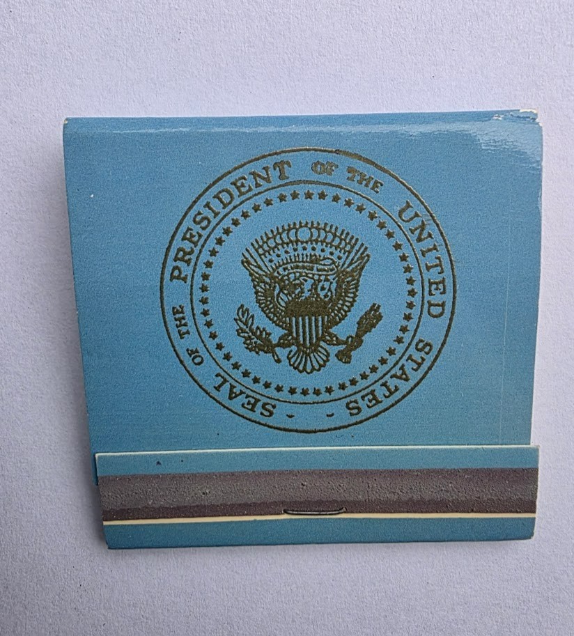Vintage Air Force One Boeing 707 Presidential Aircraft Matchbook UNSTRUCK Mint