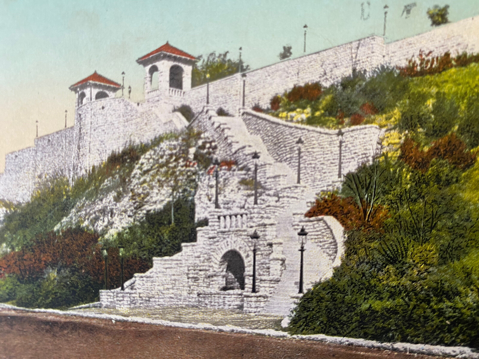 The Palisades Overlooking Kersey Coates Drive MO Vintage White Border Post Card