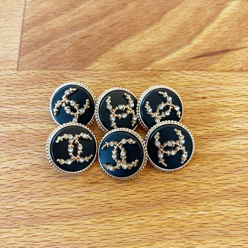 STAMPED lot of 6 Designer Rhinestone Gold Button 20mm STAMPED lot of 6 Designer Rhinestone Gold Button 20mm