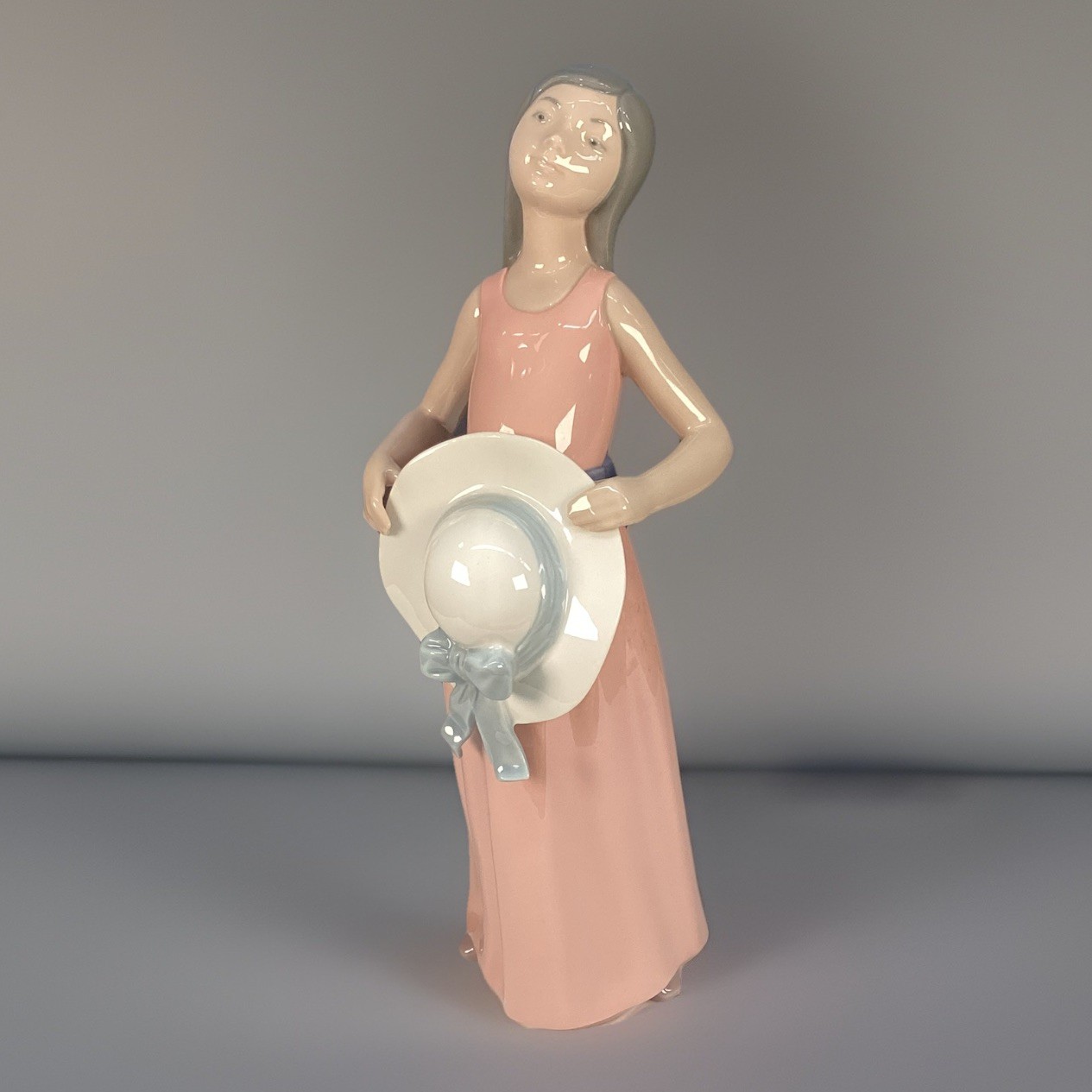 VTG LLADRO PORCELAIN FIGURINE THE DREAMER Girl with Hat #5008 SPAIN NO BOX VTG LLADRO PORCELAIN FIGURINE THE DREAMER Girl with Hat #5008 SPAIN NO BOX