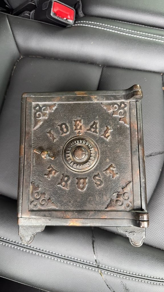 Vintage Ideal Trust Cast Iron Safe Bank 1890-1900