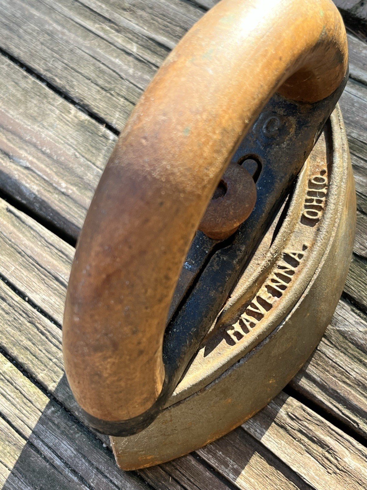 RARE #2 ANTIQUE A.C. WILLIAMS & CO SAD IRON DETACHABLE WOODEN HANDLE 1900’s USA