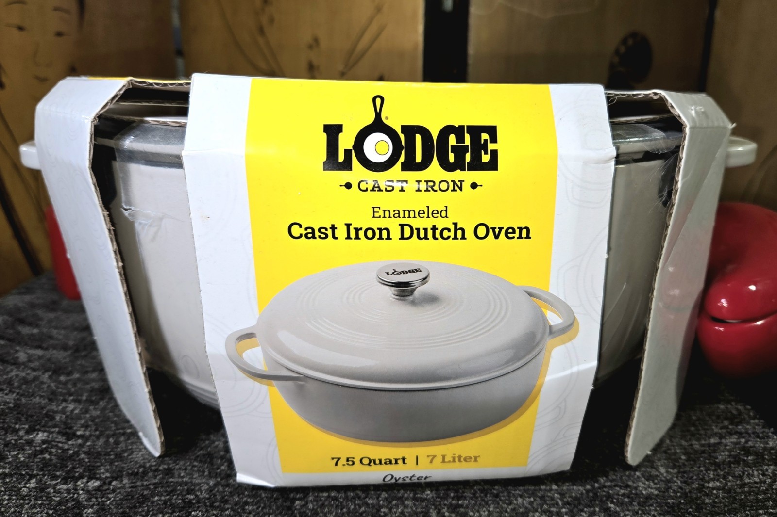 Lodge Cast Iron 7.5qt Enameled Dutch Oven 7 Liter Oyster White New Lodge Cast Iron 7.5qt Enameled Dutch Oven 7 Liter Oyster White New