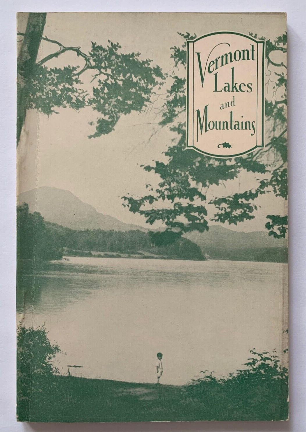 1932 Vermont Lakes and Mountains Illustrated vintage brochure book travel