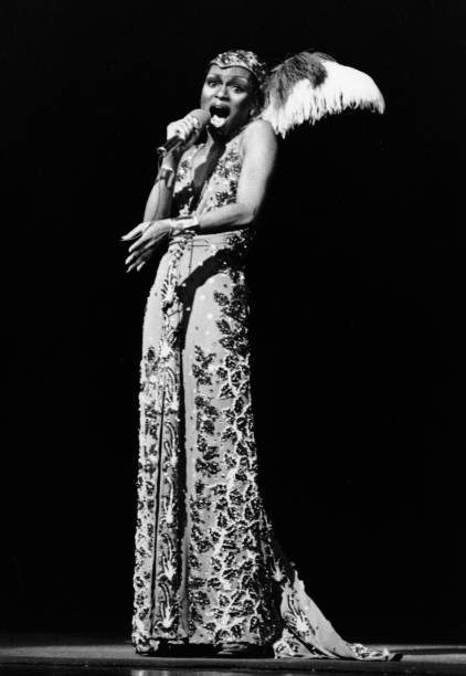 Vivian Reed performs at Variety Club Foundation of New York A Trib- Old Photo