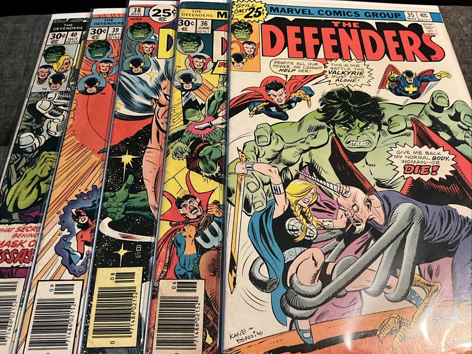 The Defenders Comic Lot #s 35 MVS,36,38 MVS, 39,40 Marvel Comics The Defenders Comic Lot #s 35 MVS,36,38 MVS, 39,40 Marvel Comics