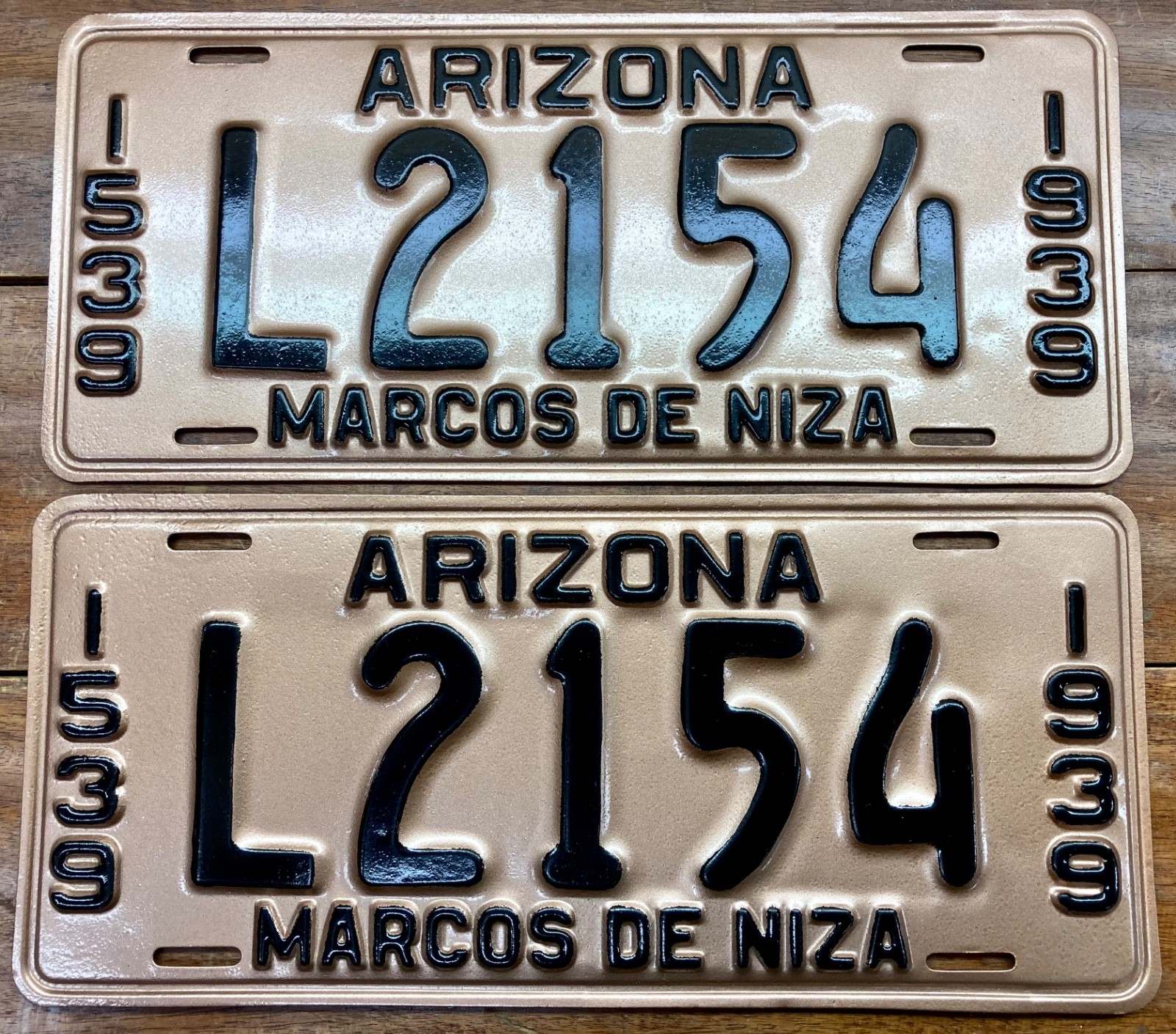 1939 MOHAVE COUNTY ARIZONA 400 YEAR ANNIVERSARY LICENSE PLATES L 2154 MVD CLEAR