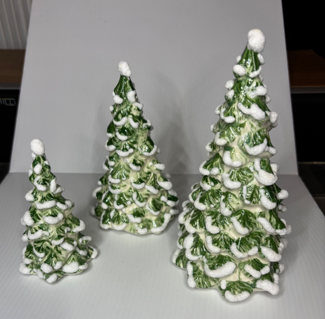 Vintage Walter Brockmann Ceramic Christmas Trees Set of 3 W-B Studios Signed Vintage Walter Brockmann Ceramic Christmas Trees Set of 3 W-B Studios Signed