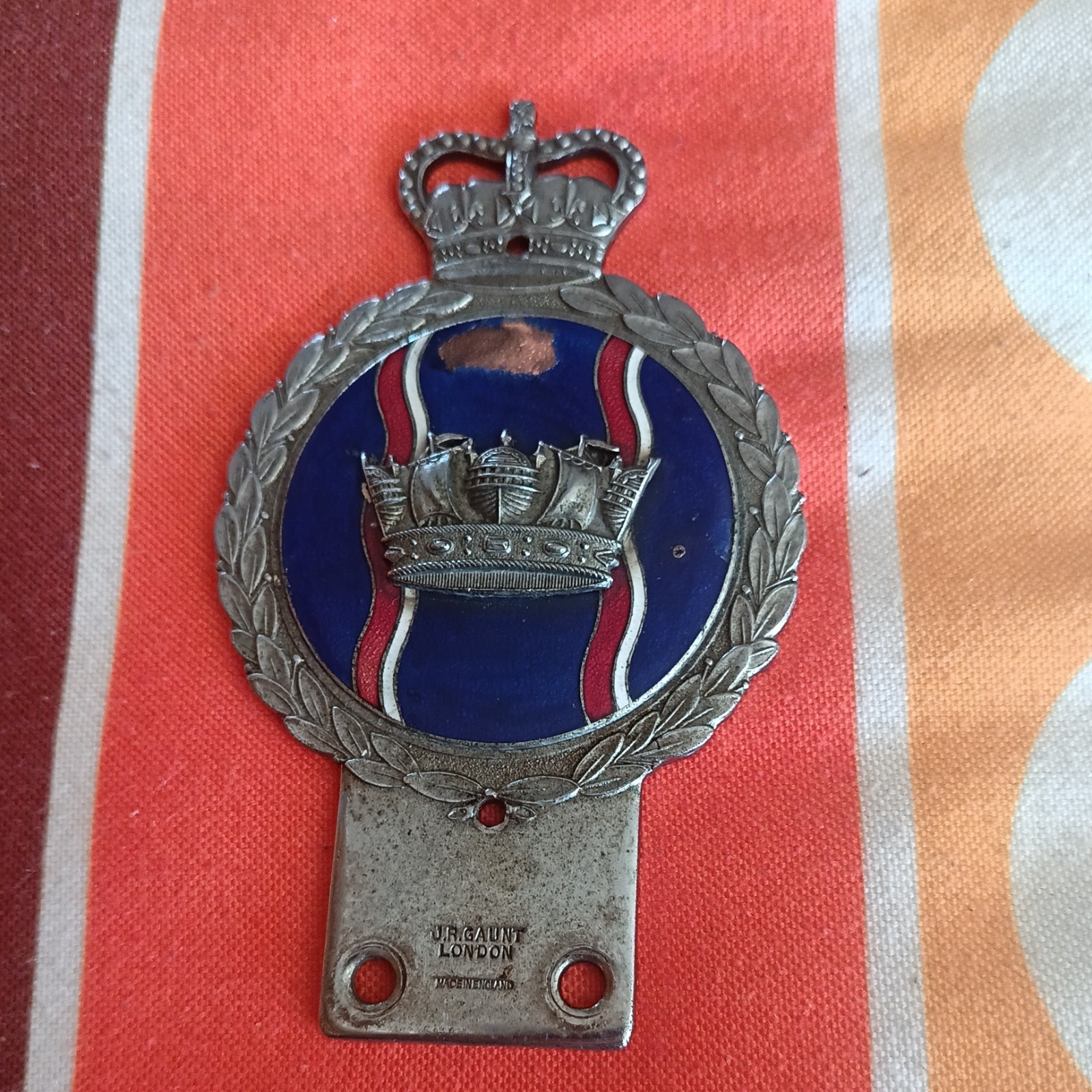 vintage royal navy club car badge - JR Gaunt