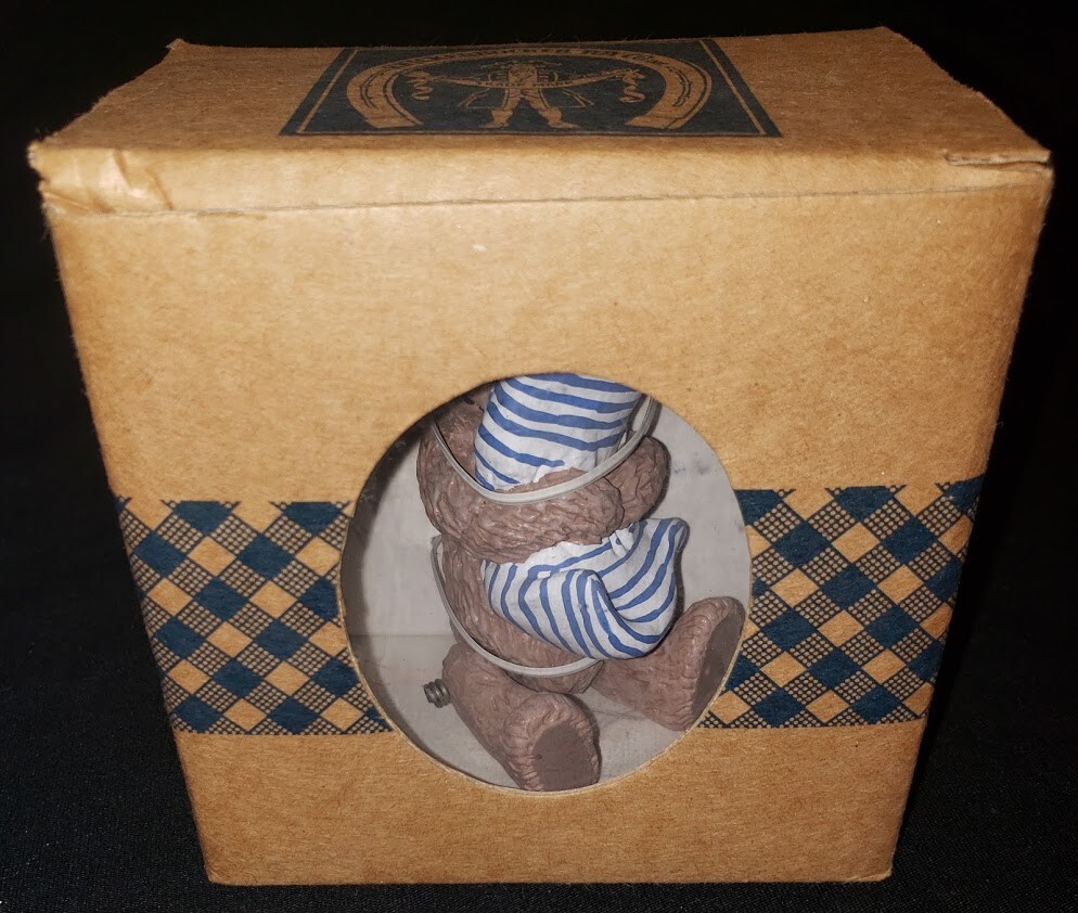 Knickerbocker Toy Co. Dawson Companion Resin Figurine Jointed Bear IN BOX Knickerbocker Toy Co. Dawson Companion Resin Figurine Jointed Bear IN BOX