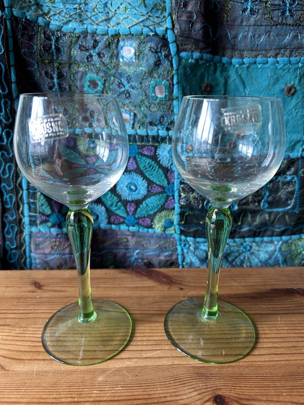 2 vintage Krosno Made in Poland wine glasses long green stem