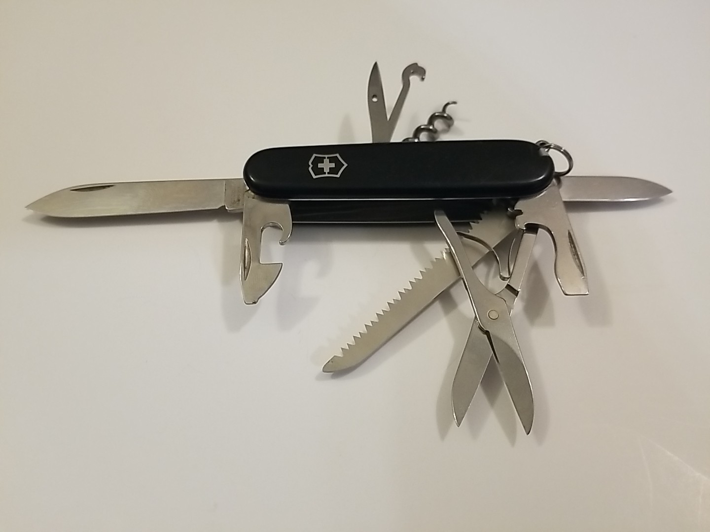 Victorinox Black Huntsman Swiss Army Knife Multi Tool Scissors Hook Saw Opener Victorinox Black Huntsman Swiss Army Knife Multi Tool Scissors Hook Saw Opener