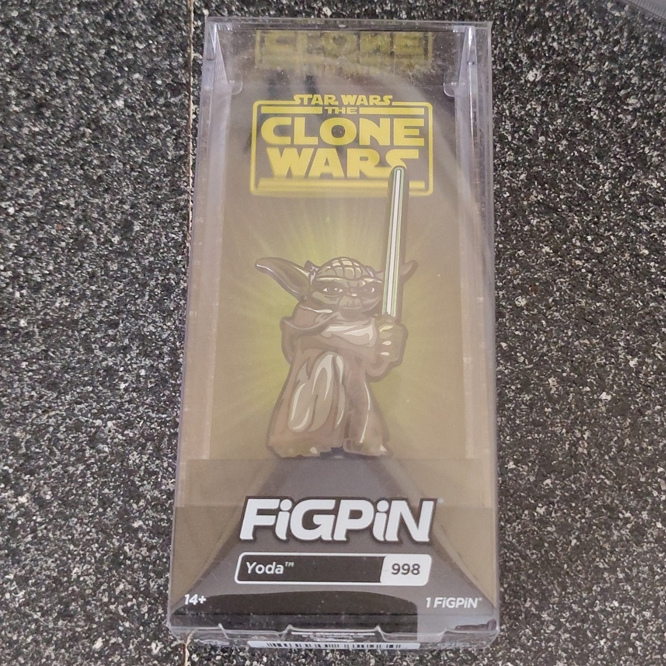 FiGPiN Star Wars The Clone Wars Yoda Enamel Pin #998 Sci-Fi Horror