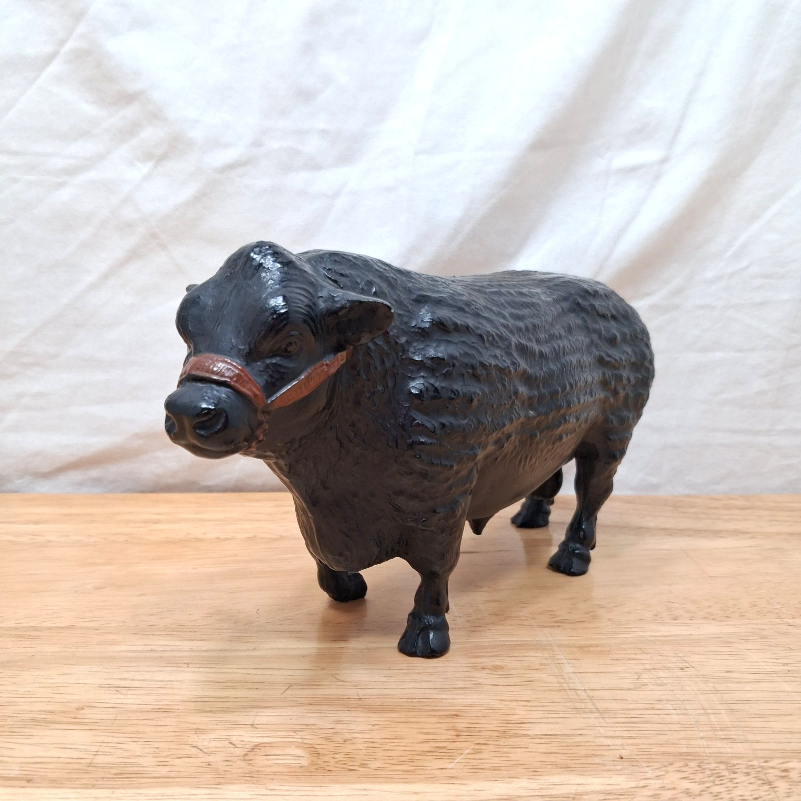 Black Breyer 1959-1960 Walking Black Angus Vintage Bull Rough Cut Glossy Black Breyer 1959-1960 Walking Black Angus Vintage Bull Rough Cut Glossy