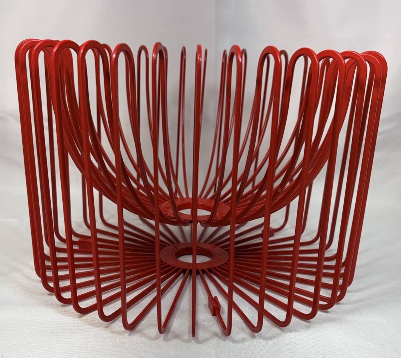 Vintage Ikea Trådig Fruit Basket – Ehlen Johansson Red Wire Bowl 1990s Vintage Ikea Trådig Fruit Basket – Ehlen Johansson Red Wire Bowl 1990s
