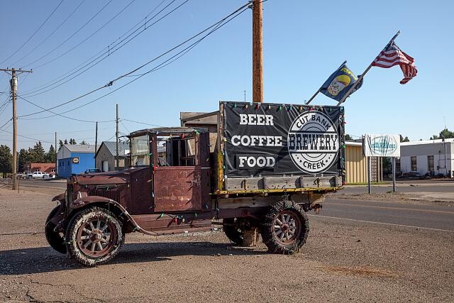 Photo:Cut Bank Montana 2020s Vintage Brewery Truck Beer Coffee Food