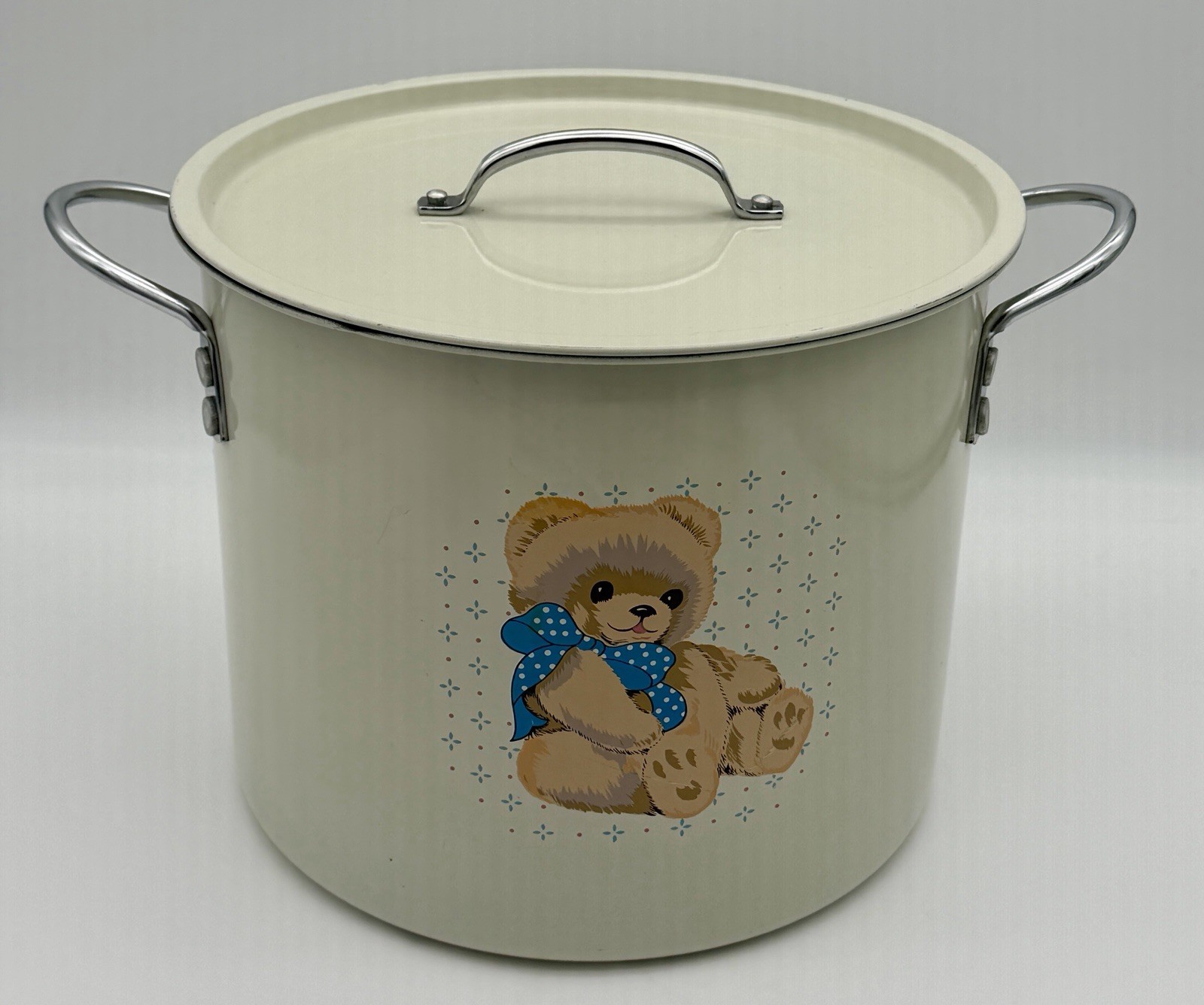 VTG Tienshan Theodore The Country Bear 18qt Stockpot With Lid For Display VTG Tienshan Theodore The Country Bear 18qt Stockpot With Lid For Display