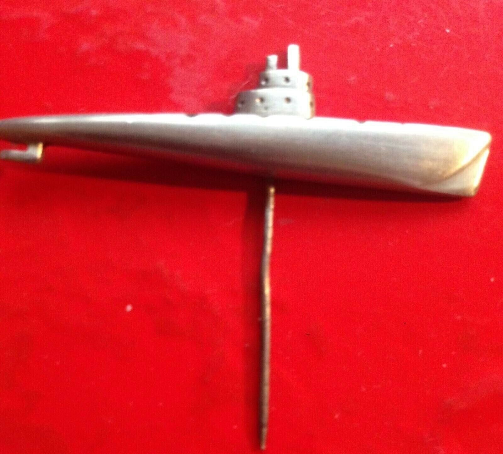 VERY RARE REAL MINT II WAR ITALIAN SUBMARINE BADGE AS PICTURED