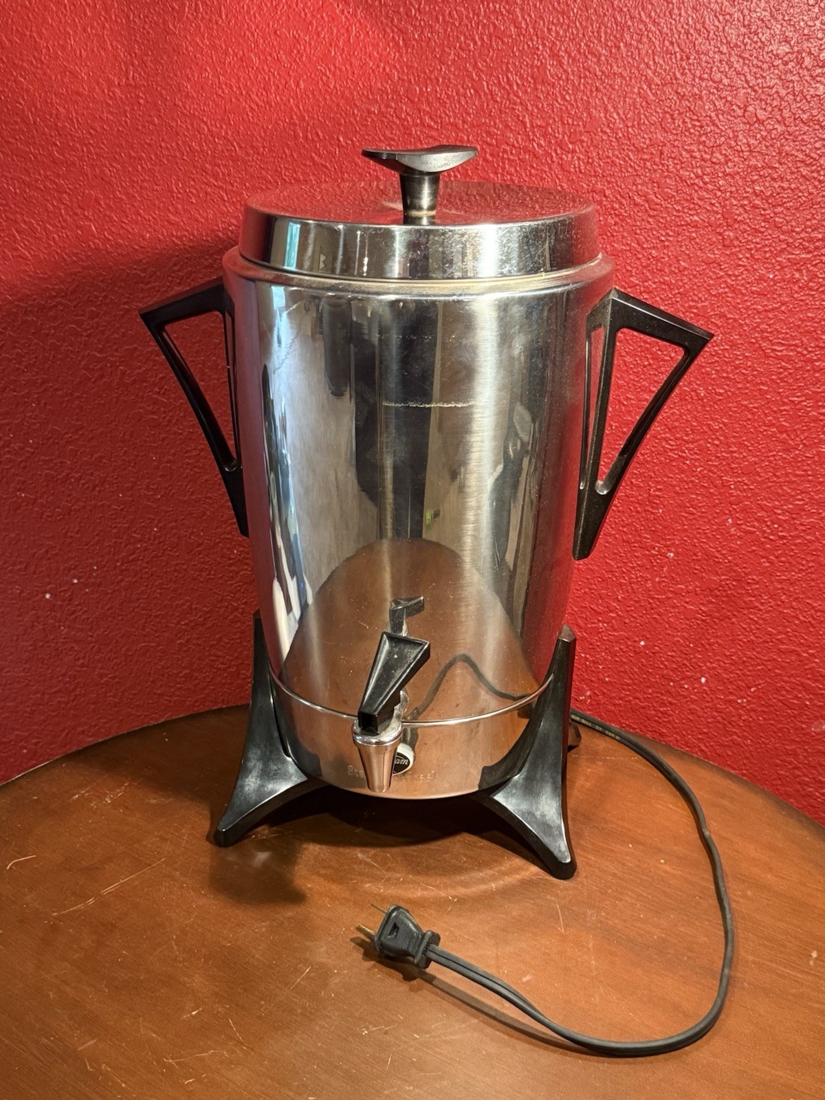 Vintage Sunbeam AP-50 Automatic Coffee Percolator 30 Cup  SS Chrome Finish