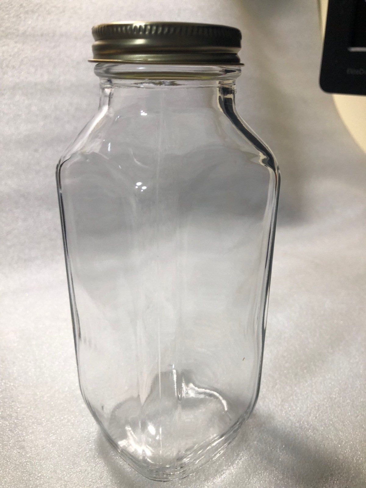 EACH Clear Glass Milk Jars Glass Bottles storage liquid W/Lids 6-1/2\