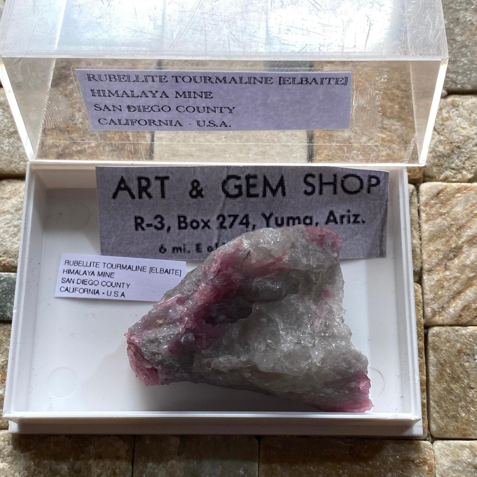 ELABAITE TOURMALINE [RUBELLITE] FROM HIMALAYA MINE, CALIFORNIA 36g MF877