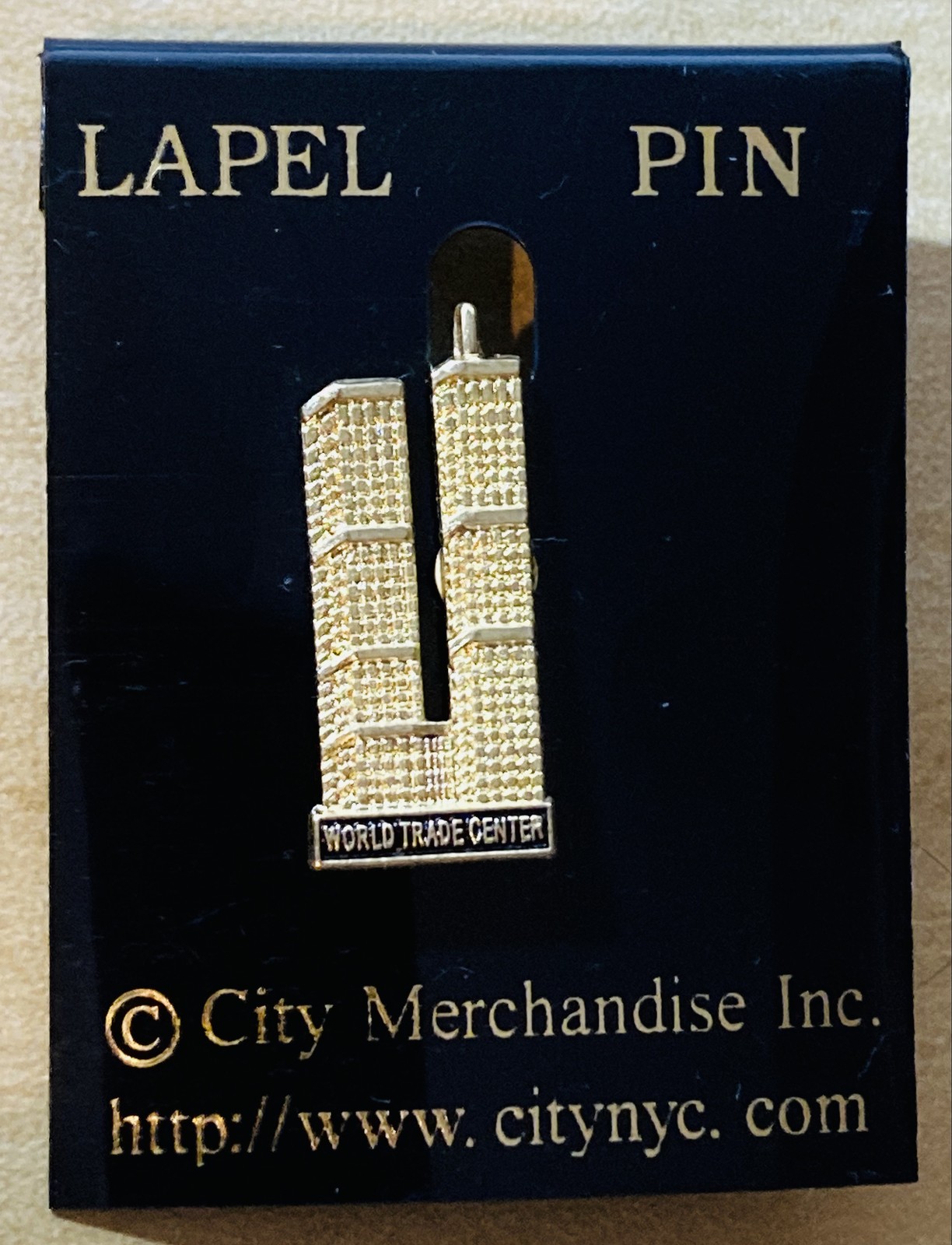 World Trade Center Lapel Pin WTC Pre - 9/11 2001 Original Mint on Card CMI NYC
