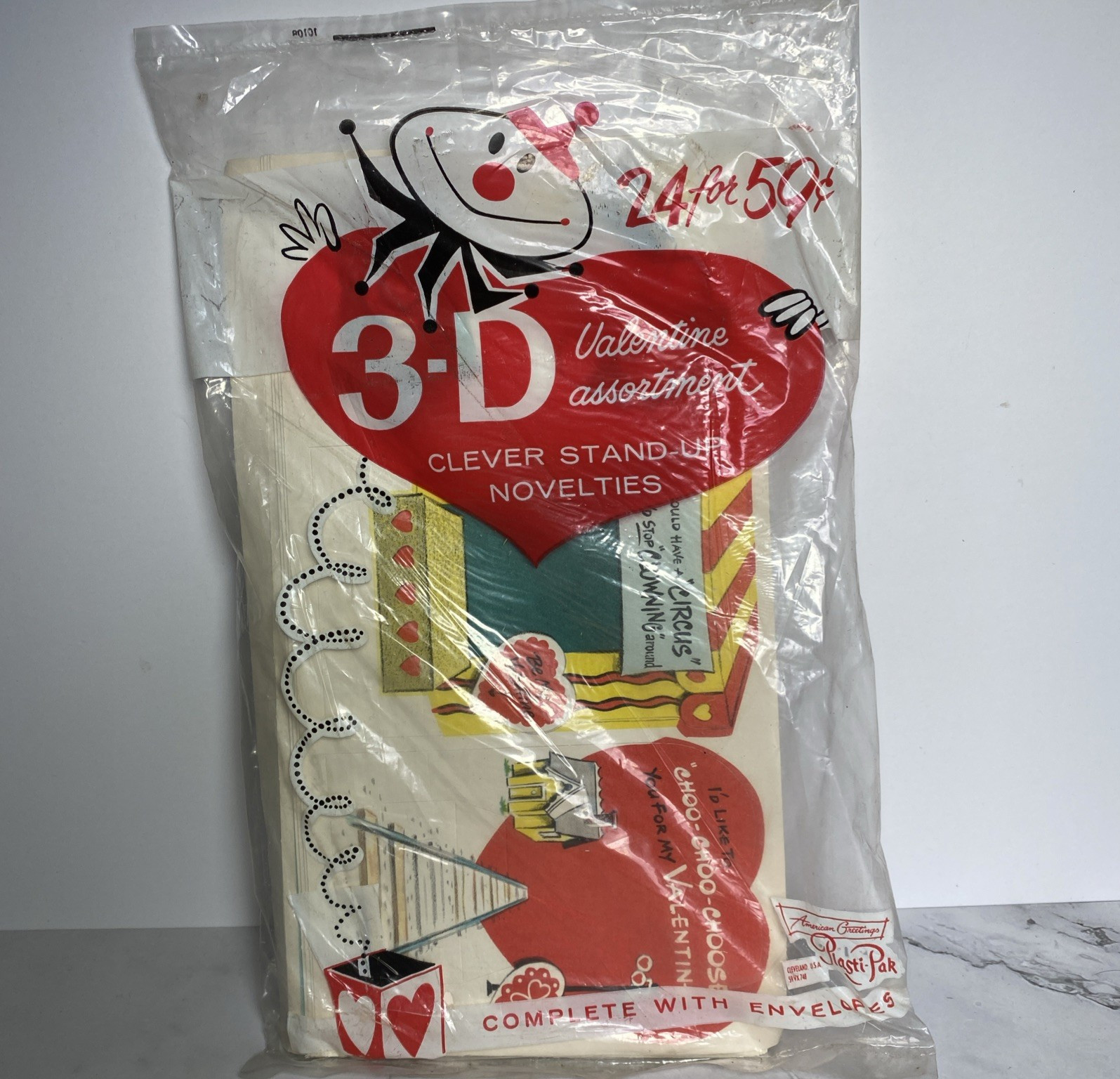 24 Stand Up Valentine Cards Sealed Bag NOS American Greetings Vintage