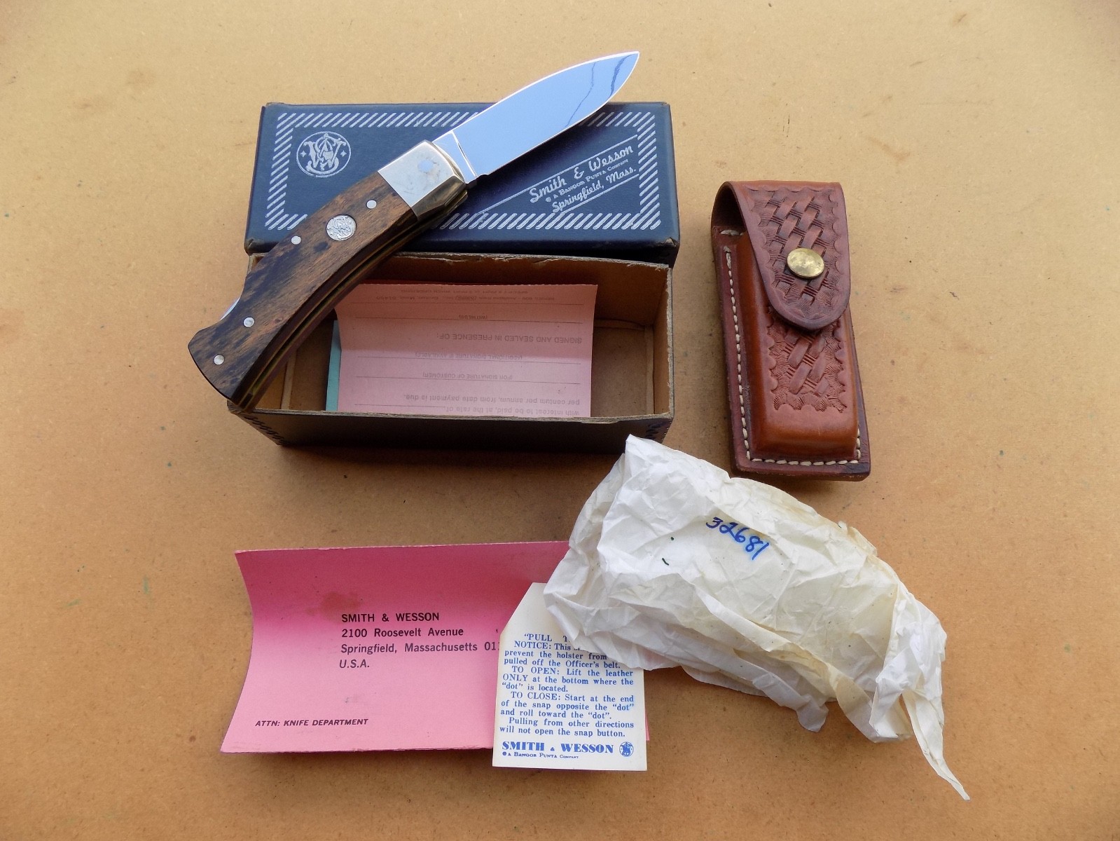 Vintage Smith & Wesson USA Folding Knife 6060