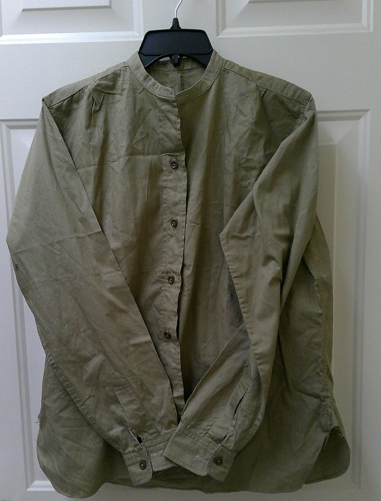 WW 2 British officer dress shirt - MAKE OFFER WW 2 British officer dress shirt - MAKE OFFER