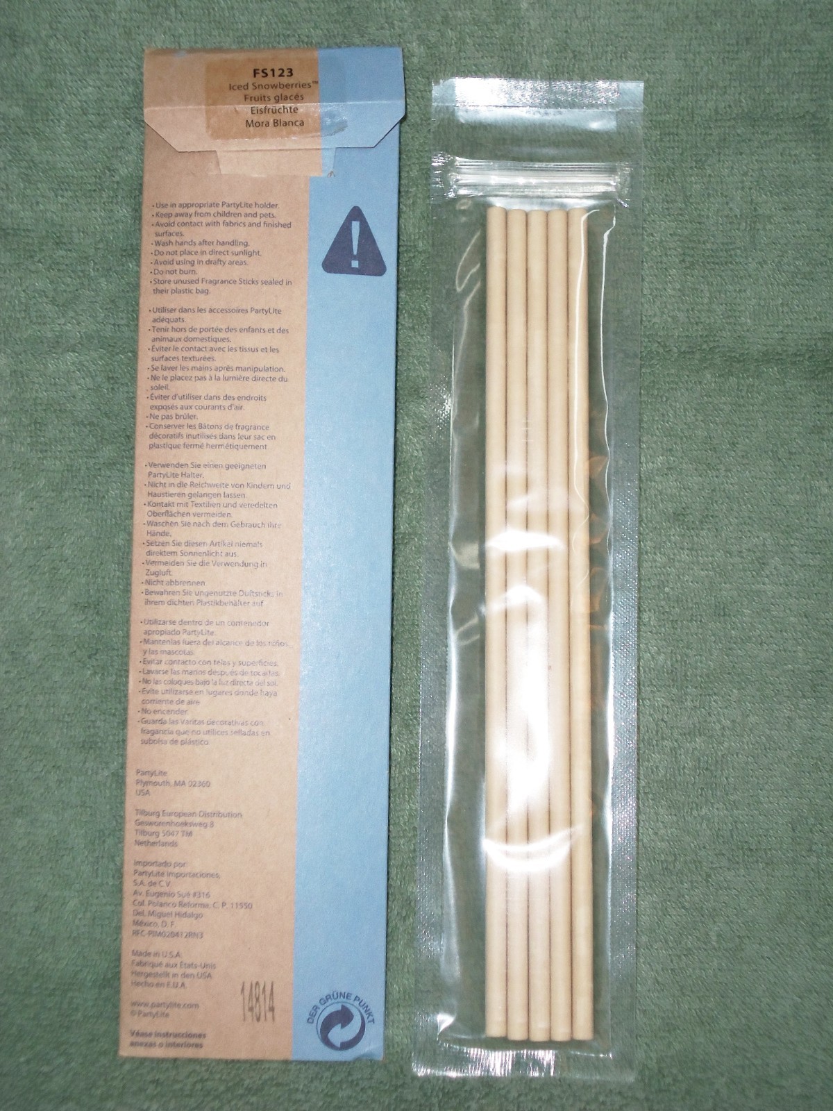Partylite Iced Snowberries SmartScents Fragrance Sticks -- NIB