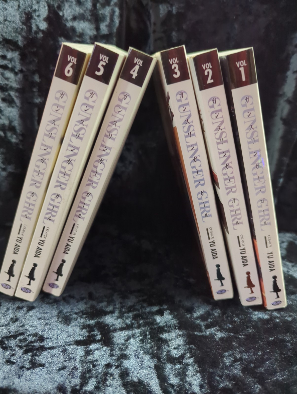 Used Good Condition Manga (see photos) Gunslinger Girl 1-6
