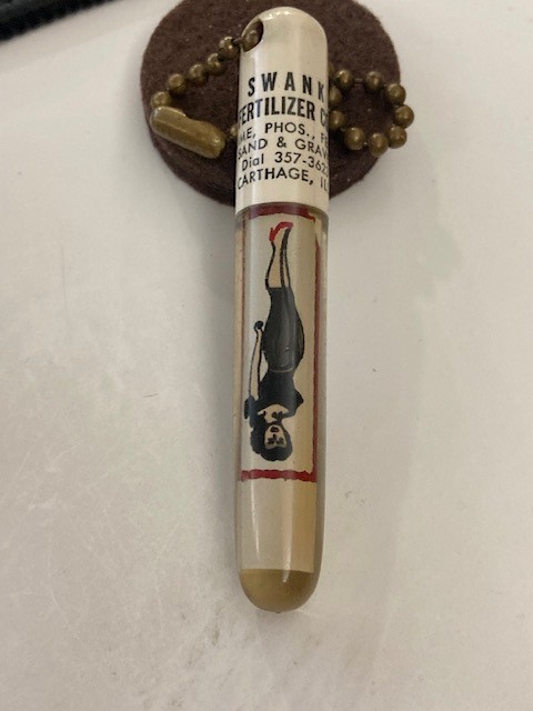 Vintage Swank Fertilizer NUDIE PIN UP STRIPPER Floaty Keychain Carthage Illinois