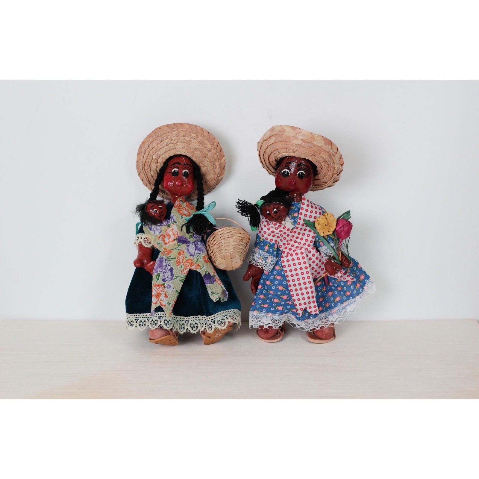 Vintage Mexican Folk Art Dolls Hand-Painted Papier-Mâché Moms & Babies 11in Tall Vintage Mexican Folk Art Dolls Hand-Painted Papier-Mâché Moms & Babies 11in Tall