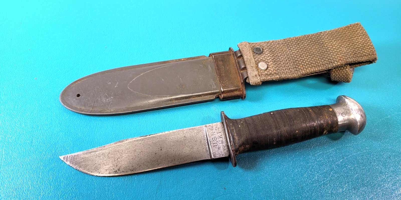 Early WWII US Navy Robeson Shuredge Mark 1 Fighting Knife + USN Sheath TR1385 Early WWII US Navy Robeson Shuredge Mark 1 Fighting Knife + USN Sheath TR1385