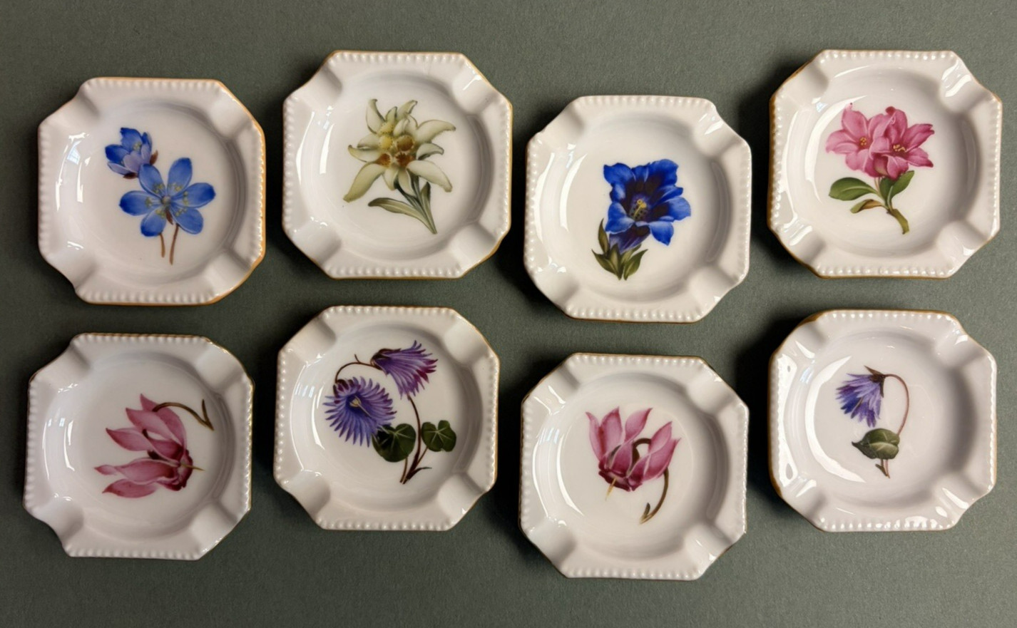 Vintage Edelweiss & Alpine Flowers Set/8 Made Germany Ashtrays Berchtesgaden