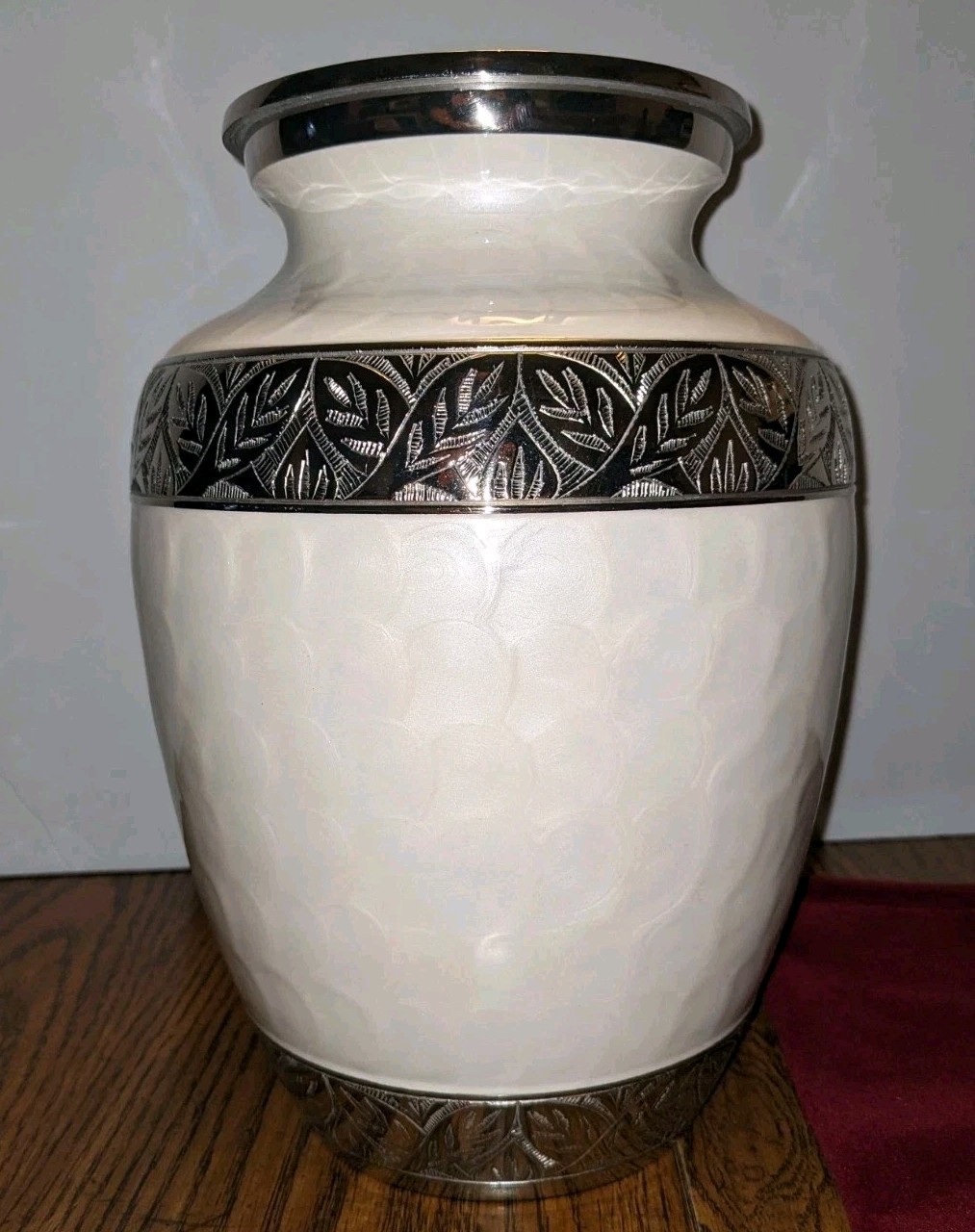Trupoint X-Large Cremation Urn for Human Ashes, White Pearl for Up to 300lbs Trupoint X-Large Cremation Urn for Human Ashes, White Pearl for Up to 300lbs