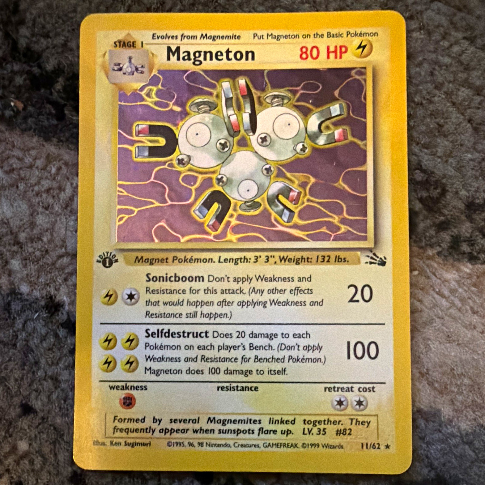 Pokémon Fossil 1st Edition Magneton 11/62 1999 English Wizards Holo Card