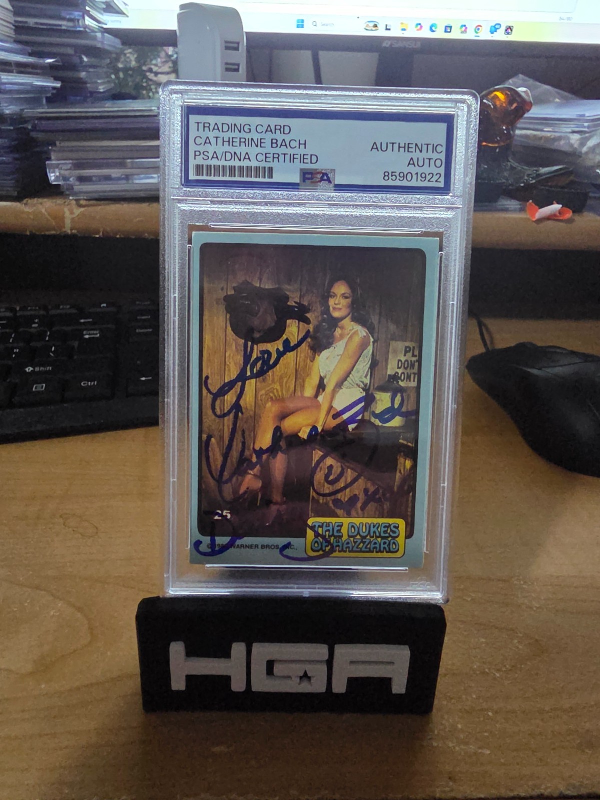 1980 Donruss Dukes of Hazzard Catherine Bach Signed Auto PSA/DNA Daisy Duke