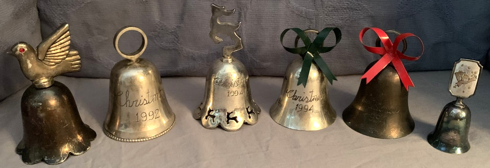 Great Group 6 Vintage Silverplate Christmas Bells International Silver... Great Group 6 Vintage Silverplate Christmas Bells International Silver...