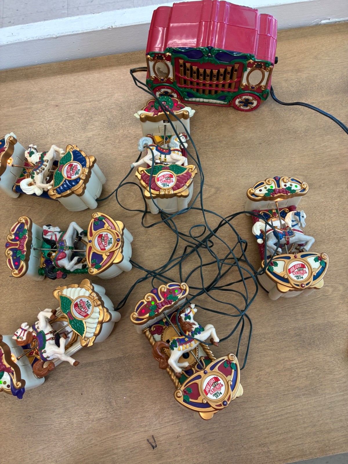 1992 vintage Mr Christmas 7 piece Set Tested Works