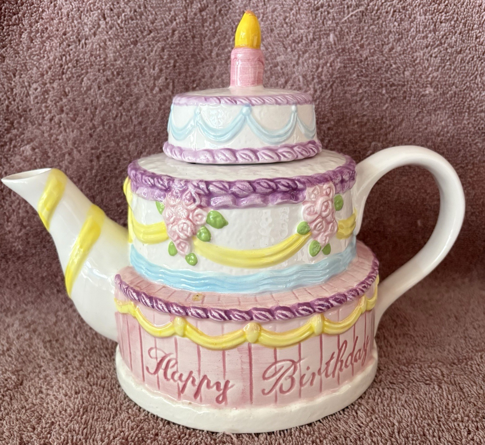 Lillian Vernon Vintage Ceramic 9.5 inch Teapot Happy Birthday Layer Cake Lillian Vernon Vintage Ceramic 9.5 inch Teapot Happy Birthday Layer Cake