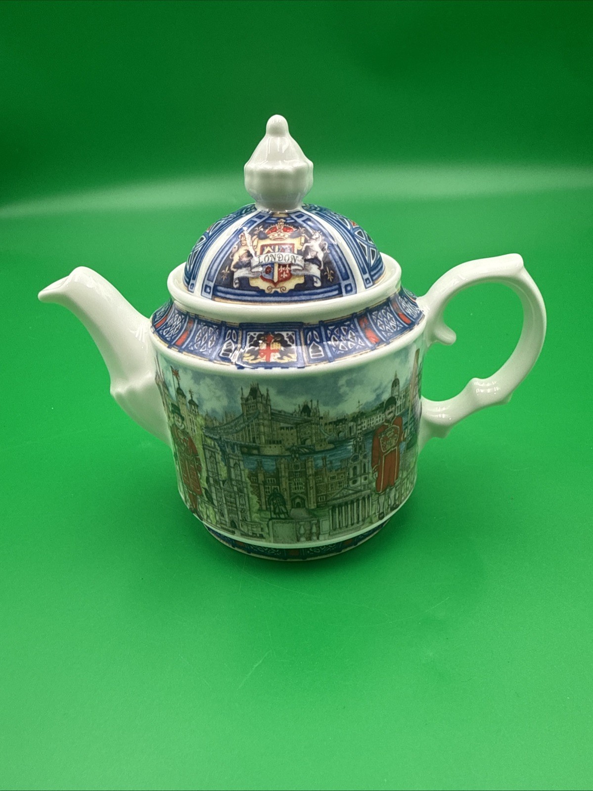 James Sadler Teapot London Heritage Collection Made In England Thameside 4739