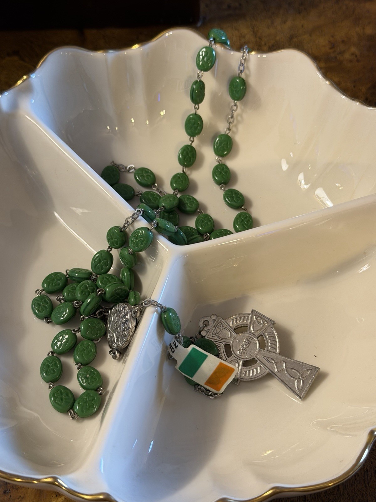 Irish Catholic Rosary Green Beads Celtic Cross Ireland Flag Charm Vintage