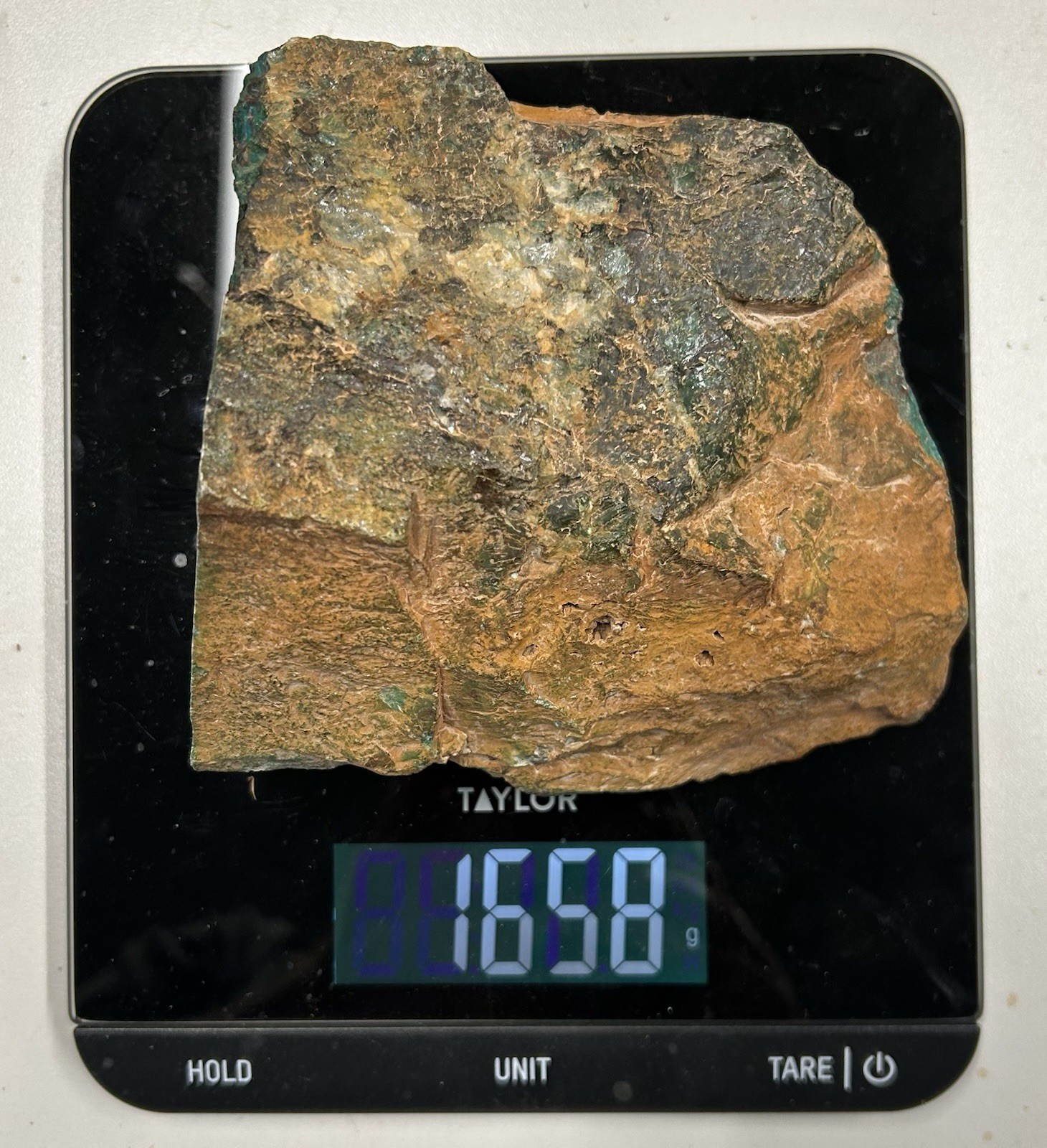 1650g Of Chrysocoll Malachite & Cuprite Rough Cabbing Specimen Jewelry No Dyes 1650g Of Chrysocoll Malachite & Cuprite Rough Cabbing Specimen Jewelry No Dyes