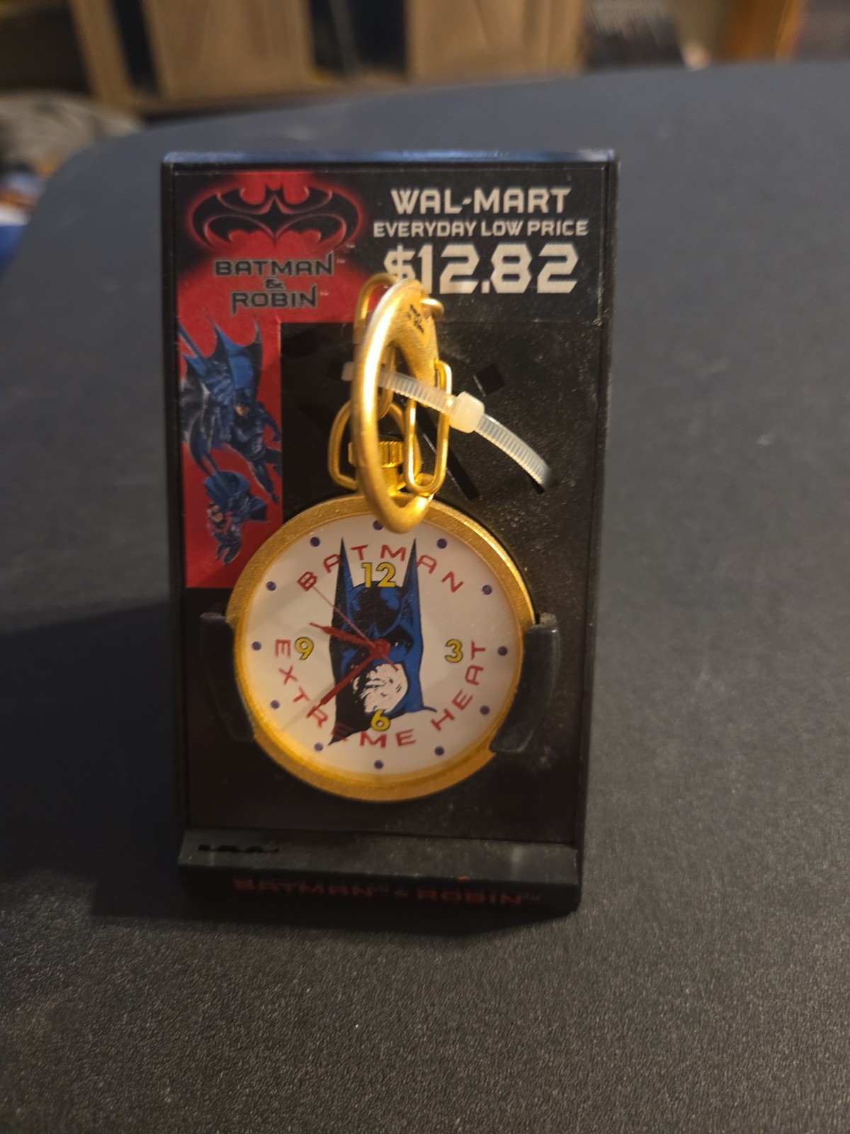 VTG 1997 DC Comics Batman Watch Extreme Heat Clip-On Keychain