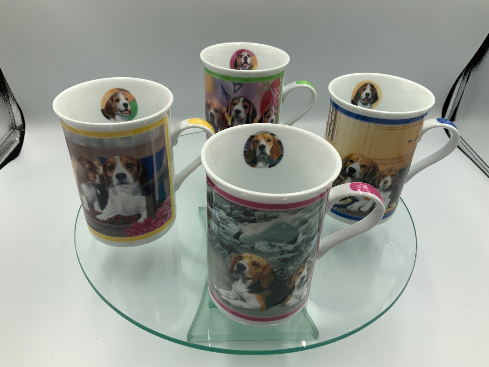 Danbury Mint Beagle Porcelain Tea Coffee Mug Set of 4 Beautiful Beagles Dogs